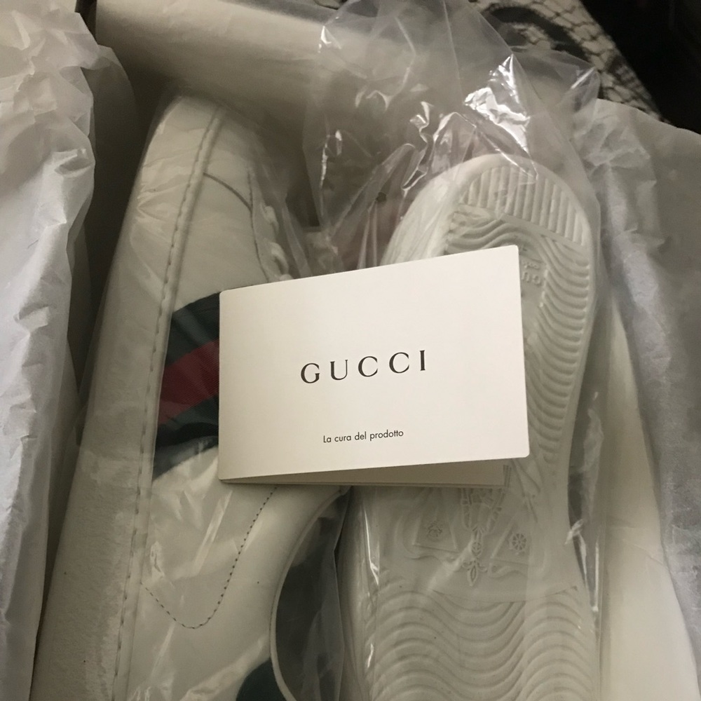 Brand new gucci ace embroidered - Picture 4 of 4